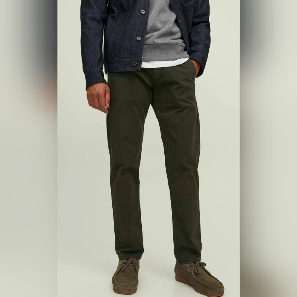 Royal Denim Chinos, 30x32, NWT